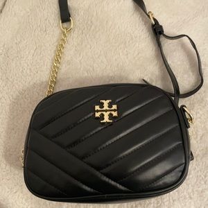 Black crossbody purse